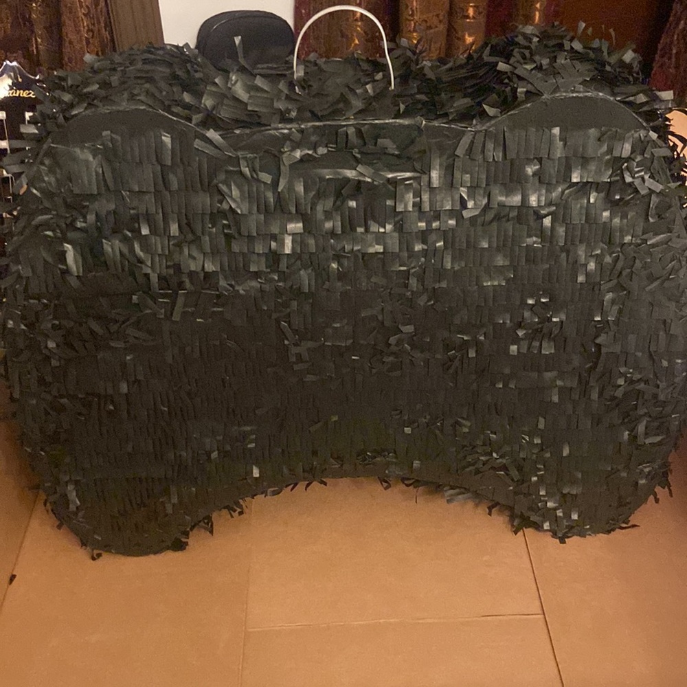Game Controller Pinata - Picture 2 of 6